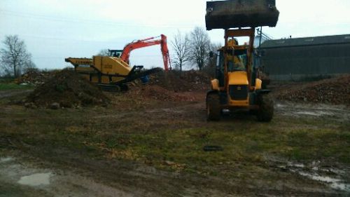 Click Here To Enlarge This Photo Of JCB 3CX Back Hoe Loaders
