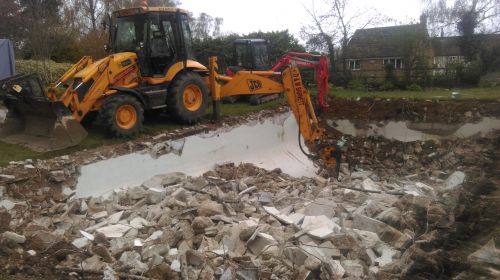 Click Here To Enlarge This Photo Of JCB 3CX Back Hoe Loaders
